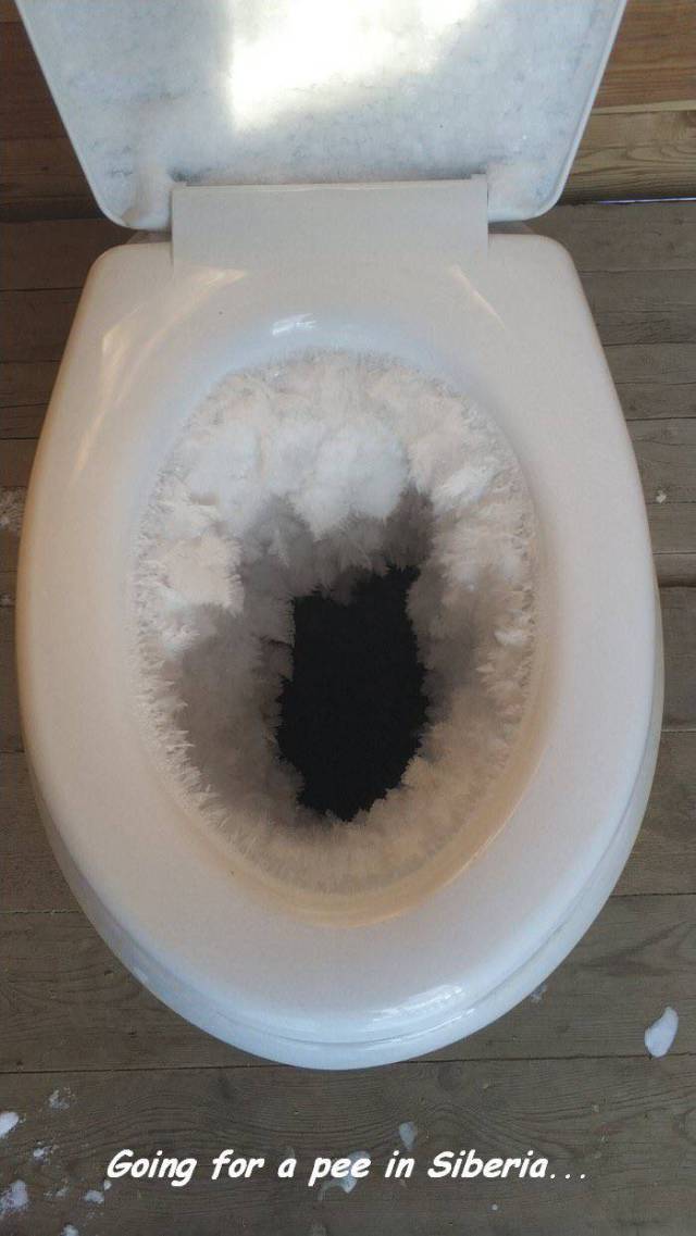 frozen toilet - Going for a pee in Siberia...