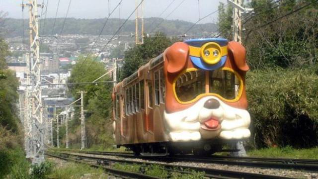 weird train cars