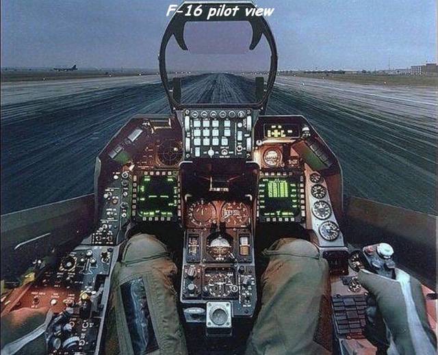 f 16 cockpit - F16 pilot view 1900 @ 006 Tid Such