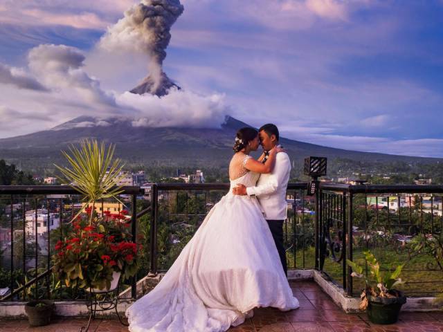 mayon volcano wedding