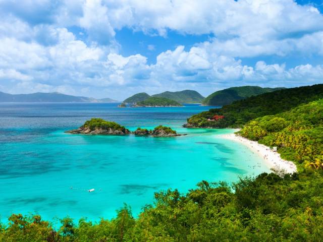 Trunk Bay, St John, US Virgin Islands-The Caribbean is filled with beautiful beaches, but few are as spectacular as Trunk Bay. The beach is actually located in the Virgin Islands National Park, and is ideal for snorkelers, thanks to its 225-yard-long Underwater Trail.