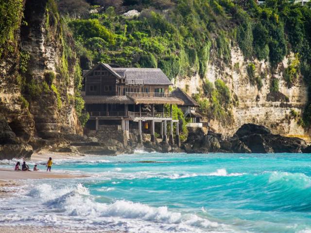 Dreamland Beach, Bali, Indonesia-Surfers flock to Dreamland, which sits on the Bukit Peninsula and was a true hidden gem until the 70s. Its secret status might be over, but it's still worth a trip for loungers and surfers alike.
