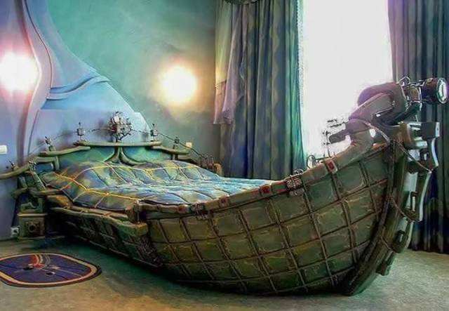 random pic boat bed