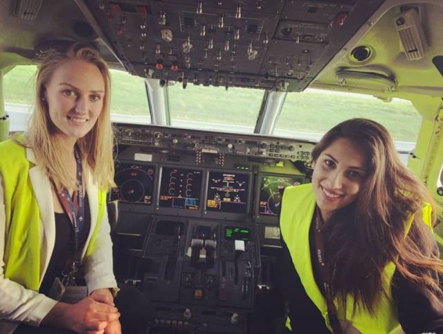 With over 43k followers on Instagram, Lindy is inspiring other young women to enter the aviation industry.