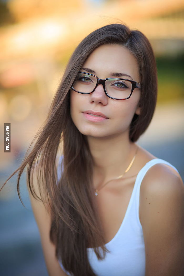 29 Girls Even More Sexy In Glasses