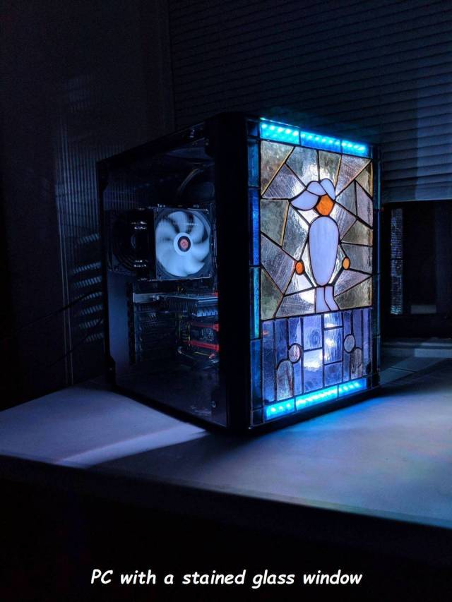 stained glass pc case - Pc with a stained glass window