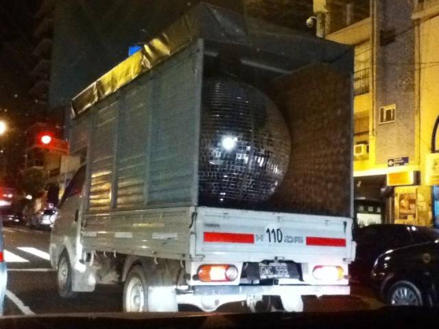 disco ball in lorry - 1100m