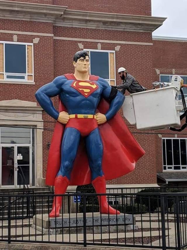superman statue - Truth Justi The AMERIcin Way