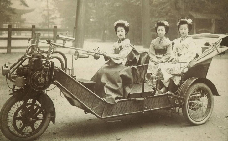 Moto-rickshaw with a female driver, 1920s