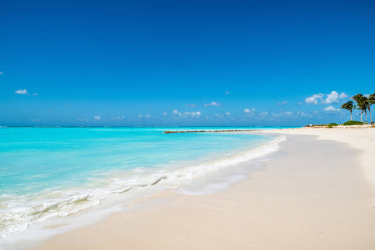 5. Grace Bay, Providenciales, Turks and Caicos.Grace Bay has a tropical reef just off shore.
