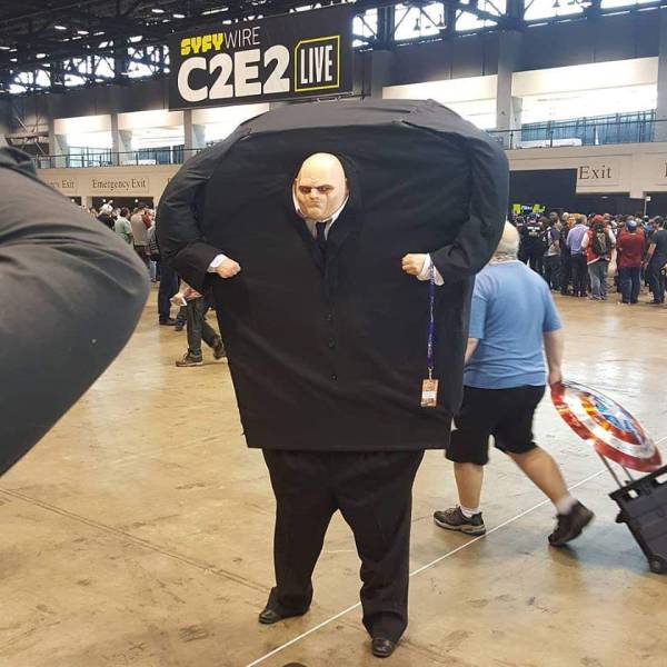 into the spider verse kingpin cosplay