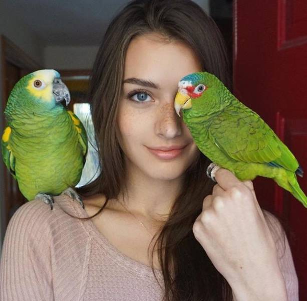 cool pic of girl with parrot