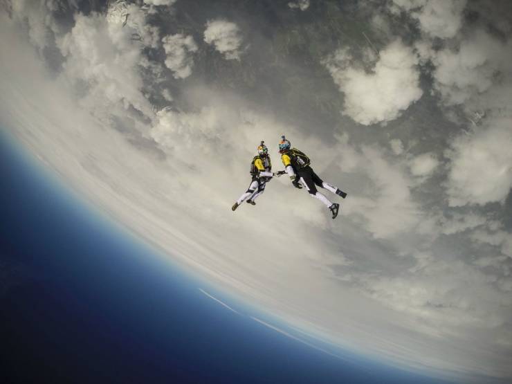 cool pic of skydiving red bull