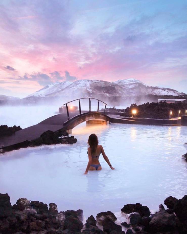 cool pic of blue lagoon iceland