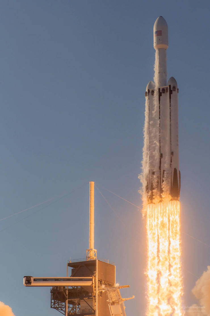 falcon heavy arabsat