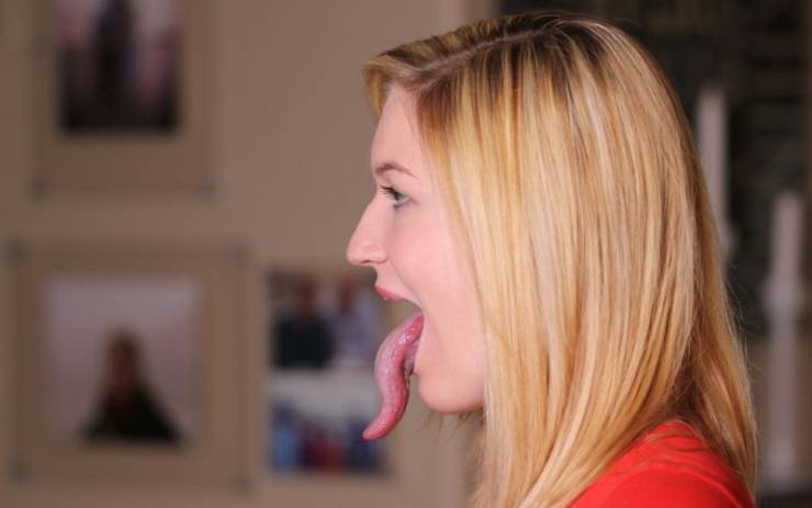 random pics - world's longest tongue