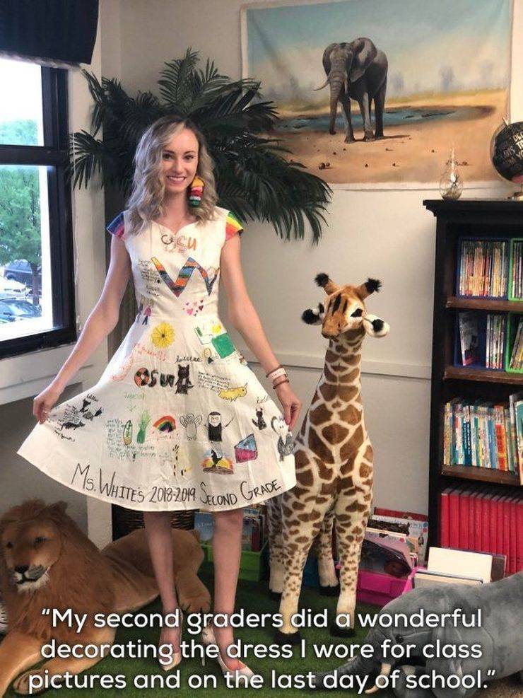 random pics - dress - Ce 0209 Ms.Whites 2010 Whites 20182019 Second Grade "My second graders did a wonderful decorating the dress I wore for class pictures and on the last day of school."