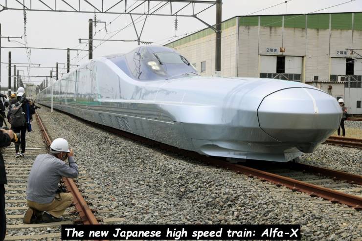 High-speed rail - A Tt 11 23 The new Japanese high speed train AlfaX