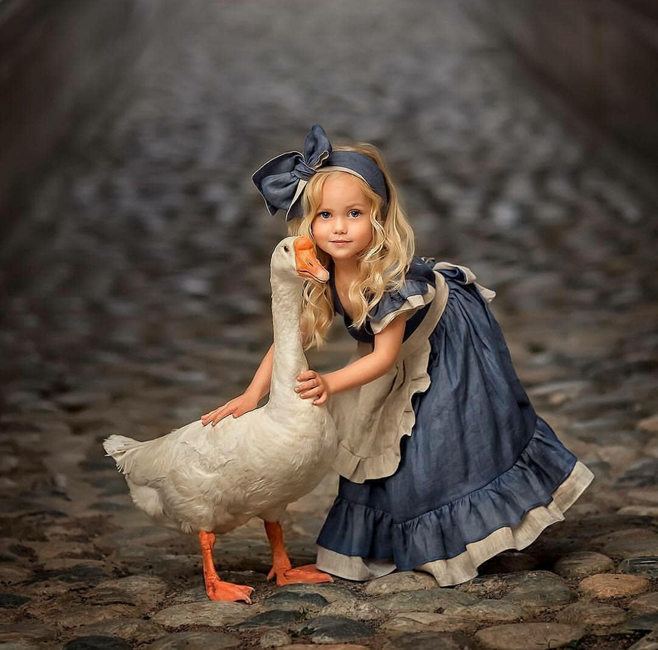 girl with goose