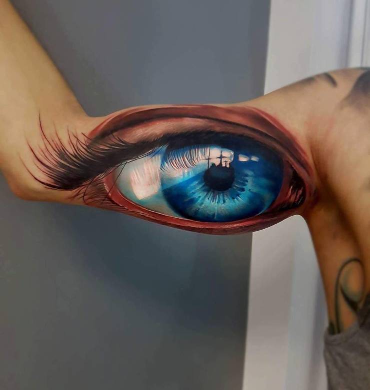 tattoo blue eyeball