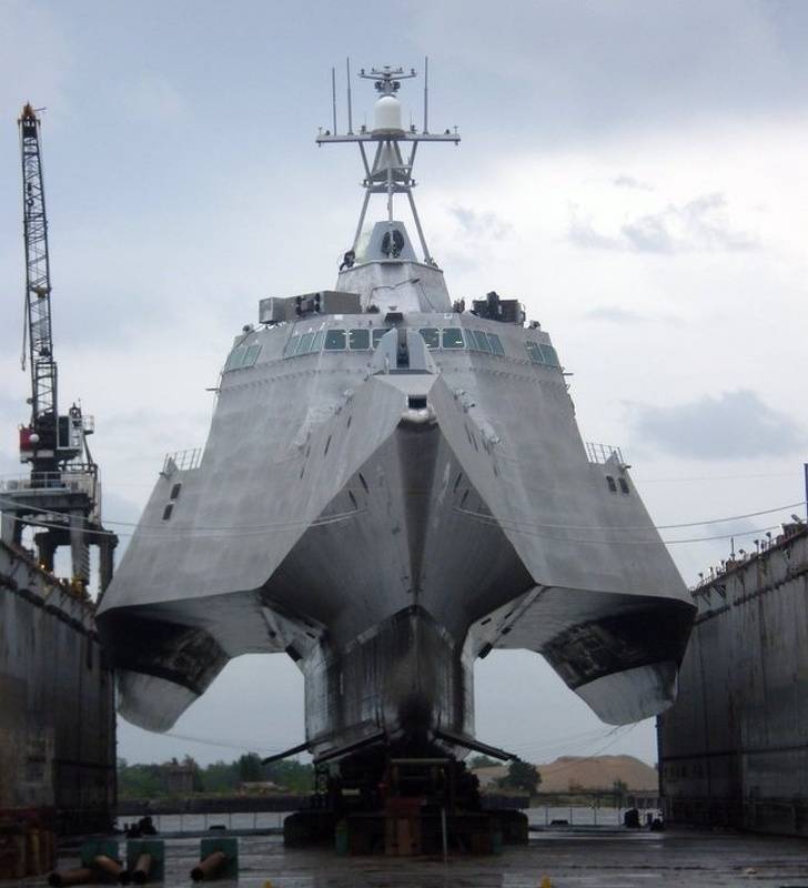 uss independence lcs 2