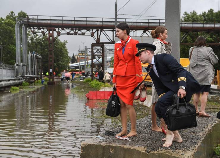 fun photo sheremetyevo floods - Bril