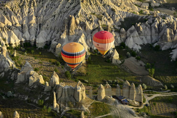 hot air balloon