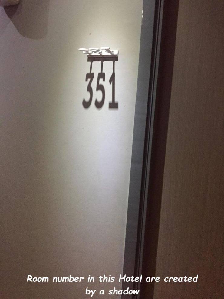 hotel room number - St Room number in this Hotel are created by a shadow