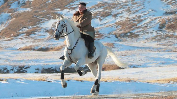 kim jong un riding a white horse