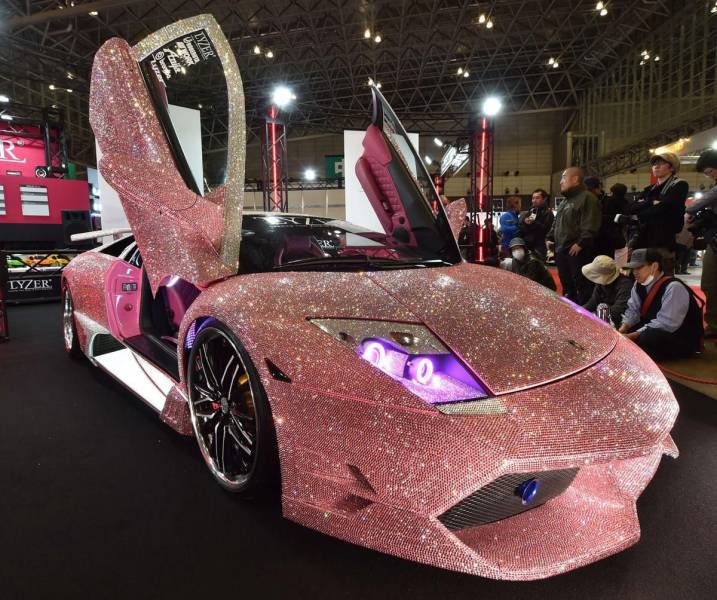 luxury pink car - Lyzex Lyzer
