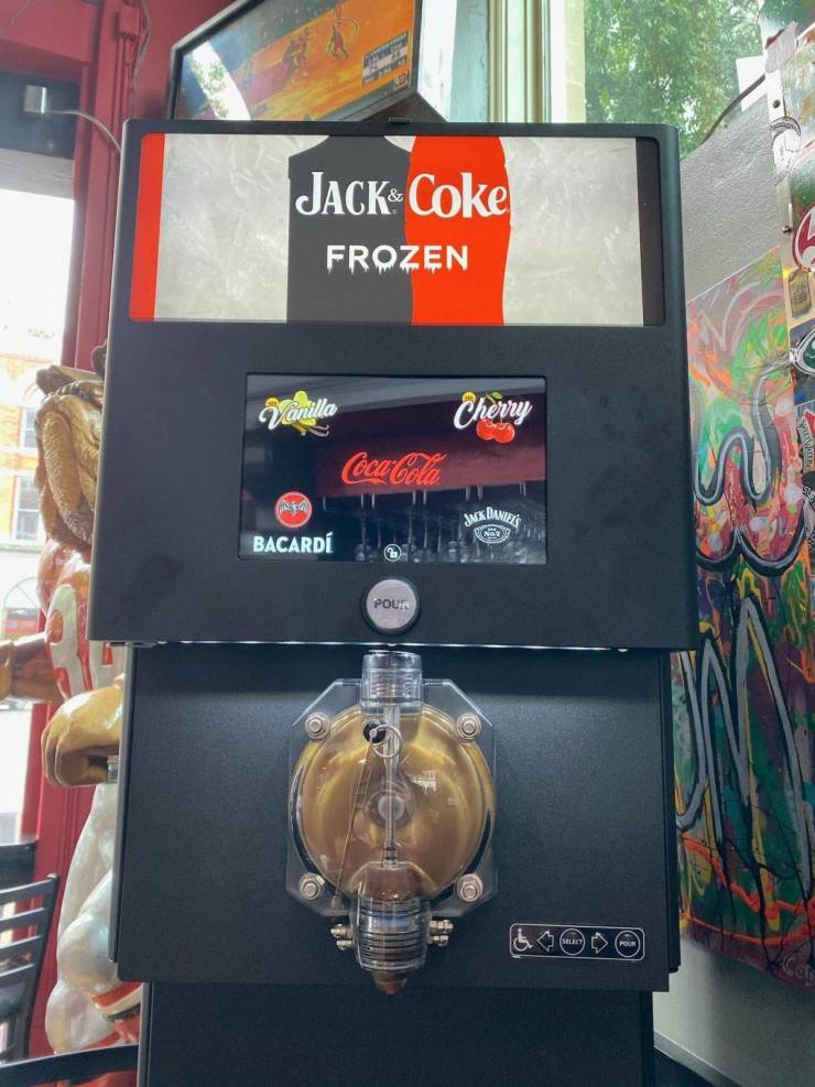 Jack Coke Frozen Cherry Vanilla CocaCola Wek Manis Bacard Pouin