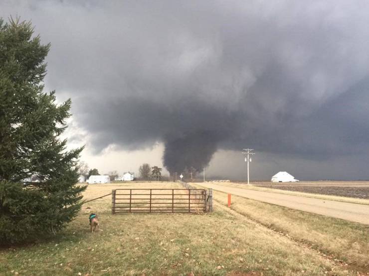 tornado illinois 2017