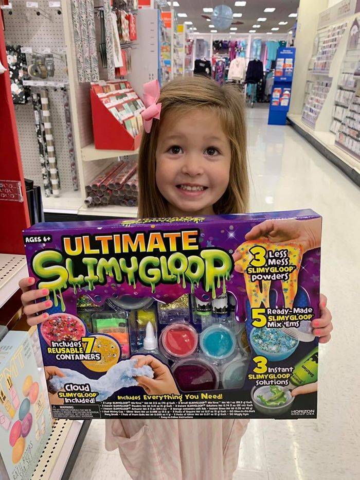 Christmas Day - Ages 6 Ultimate Less Mess Slimygloop powders ReadyMade Slimygloop Mix Ems Includesy Reusable Containers Instant Slimygloop Solutions Cloud Slimygloop Included! Includes Everything You Need! Horizon