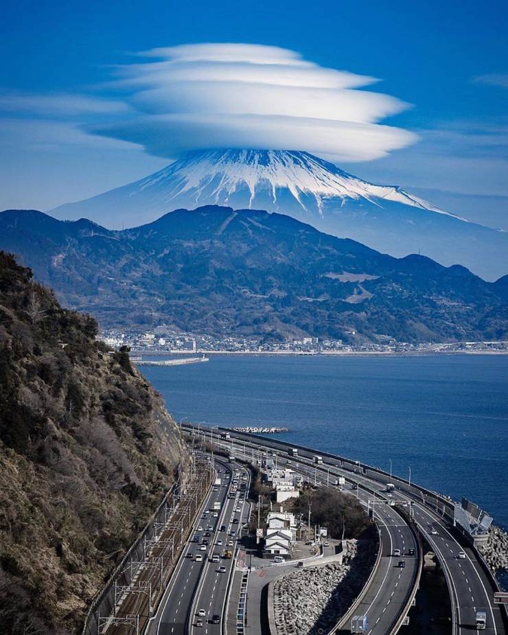Mount Fuji - Leor Le