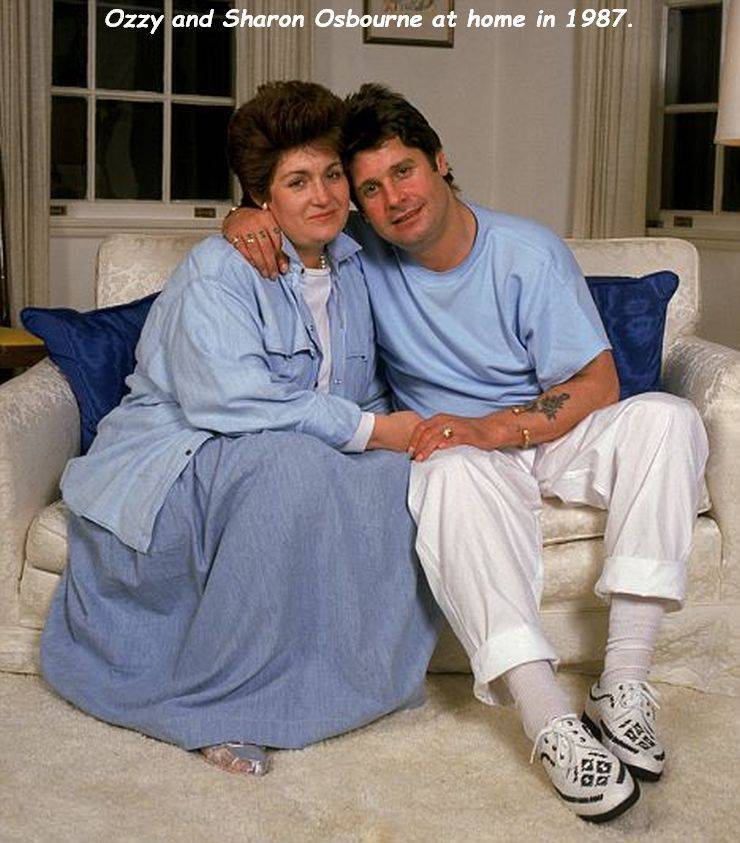 young sharon osbourne - Ozzy and Sharon Osbourne at home in 1987.