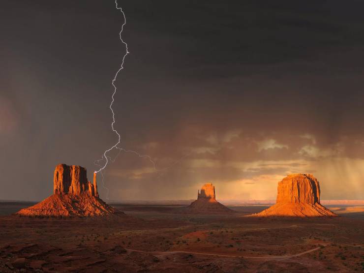 monument valley storm