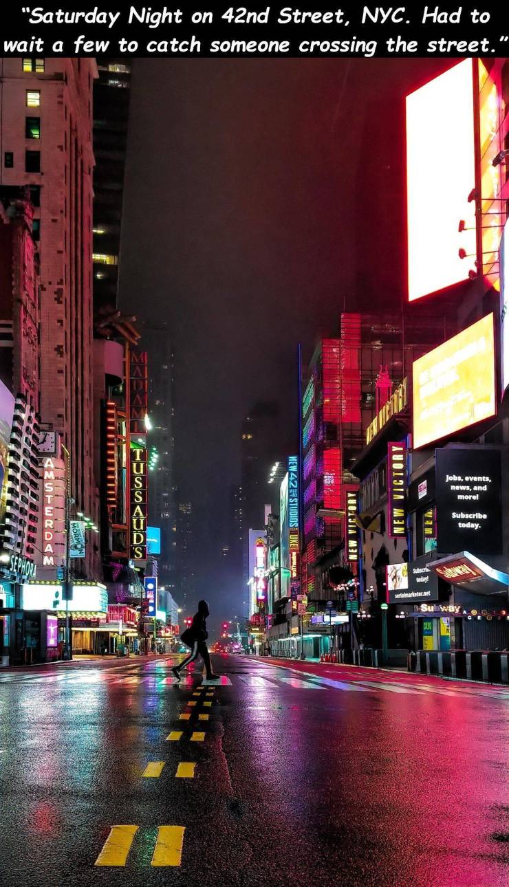 metropolitan area - "Saturday Night on 42nd Street, Nyc. Had to wait a few to catch someone crossing the street." Jobs, events, news, and more! New Victory New 42 Studiosuke We Subscribe today. Mormon Subson today! samarbetet S