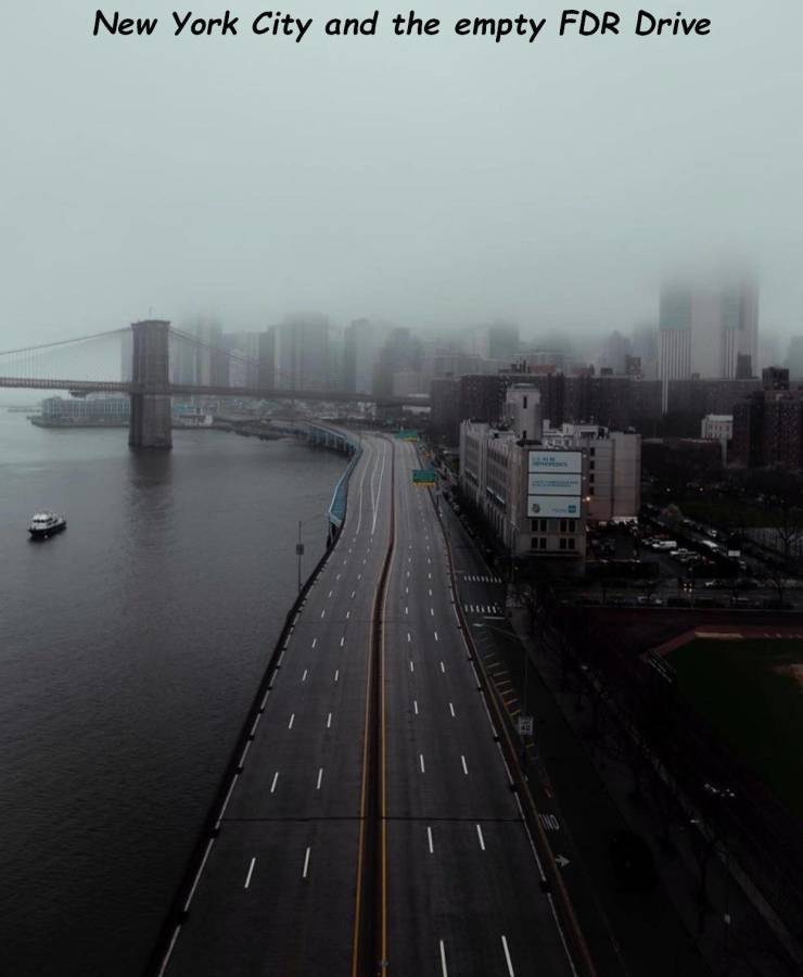 fog - New York City and the empty Fdr Drive