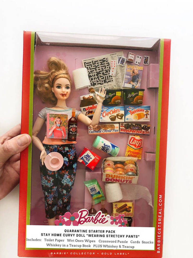 quarantine barbie - Keel Breyers Brgers nutello Cupcakes Twinkles Manen Jin Bu 25 Oatmeal Creme Pies Brownies Beach Lays Potato Dunkin Donuts Barbies Barbie Getsreal.Com Quarantine Starter Pack Stay Home Curvy Doll "Wearing Stretchy Pants" Includes Toilet