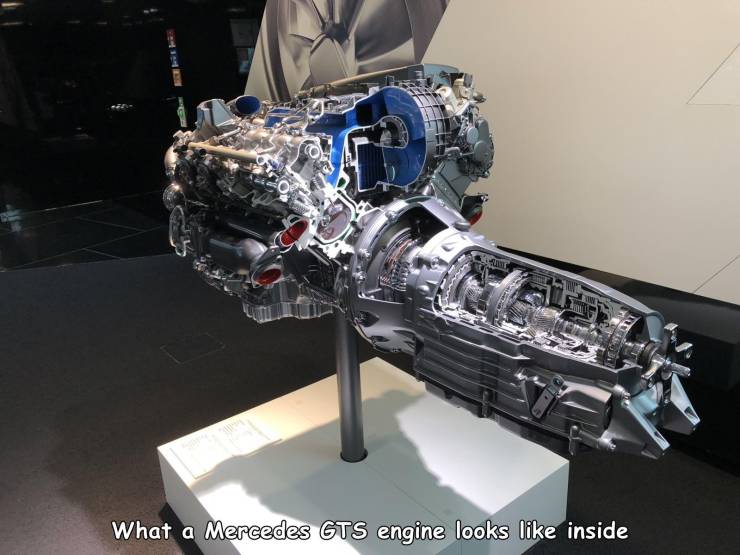 car - What a Mercedes Gts engine looks inside