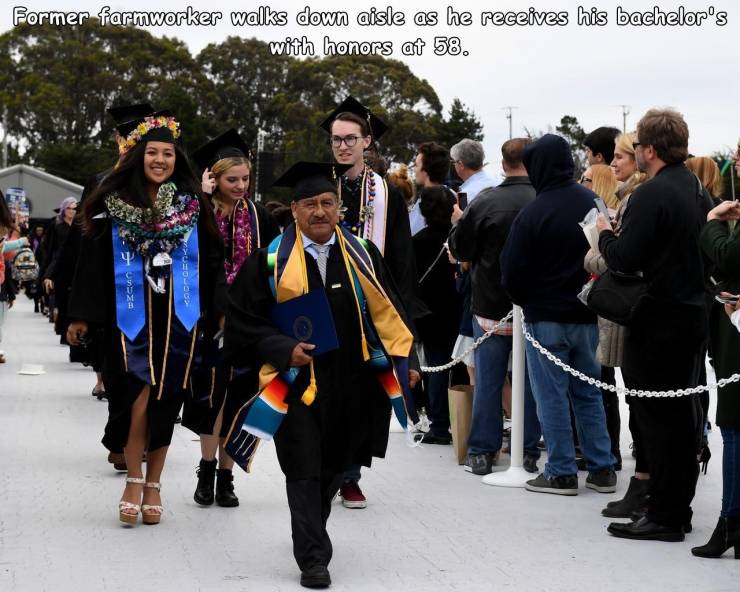 academic dress - Former farmworker walks down aisle as he receives his bachelor's with honors at 58. Ra 2