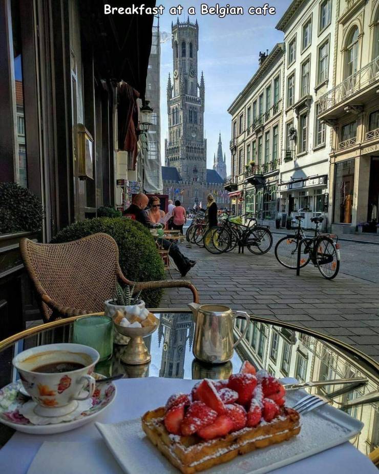 breakfast in belgium - Breakfast at a Belgian cafe Sux