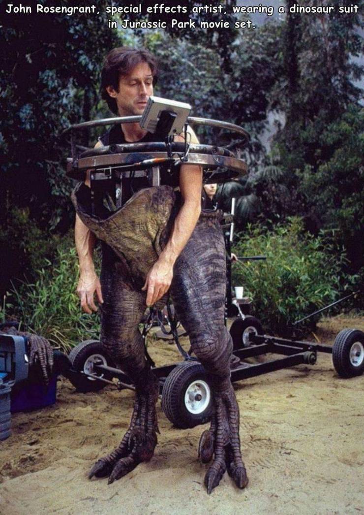 jurassic world behind the scenes - John Rosengrant, special effects artist, wearing a dinosaur suit in Jurassic Park movie set.