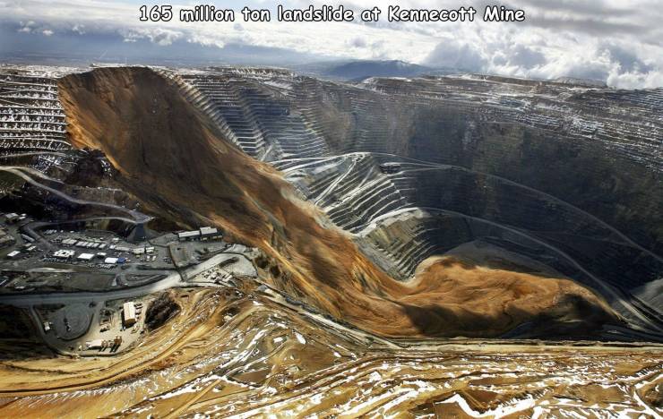 cool pics - bingham canyon mine landslide - 165 million ton landslide at Kennecott Mine Ds Acas