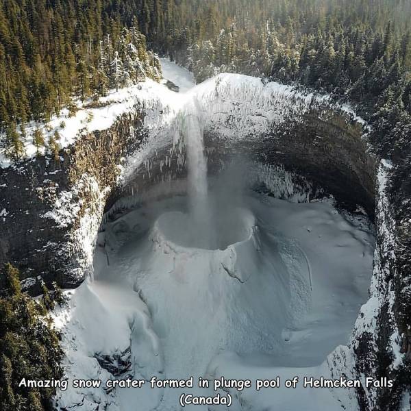 helmcken falls british columbia - Amazing snow crater formed in plunge pool of Helmcken Falls Canada