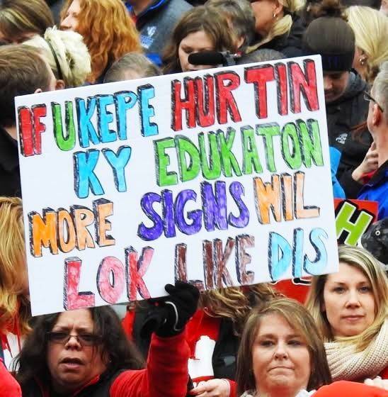 funny random pics - protest - Fukepe Hurtin Ky Edikaton More Signs Nil Lok Lede