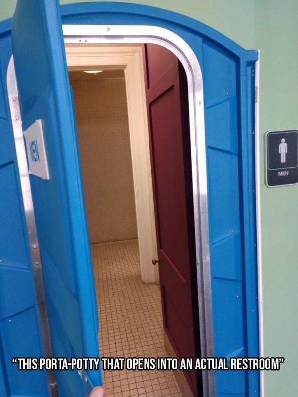 funny pics - porta potty - 18 Men This PortaPotty That Opens Into An Actual Restroom