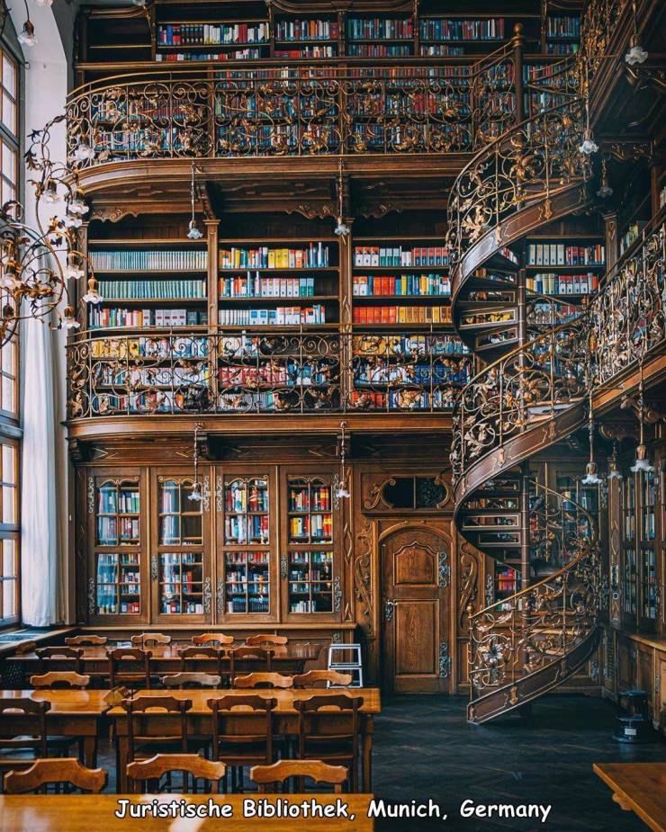 marienplatz library