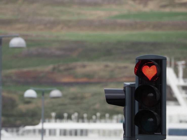 akureyri heart shaped traffic lights
