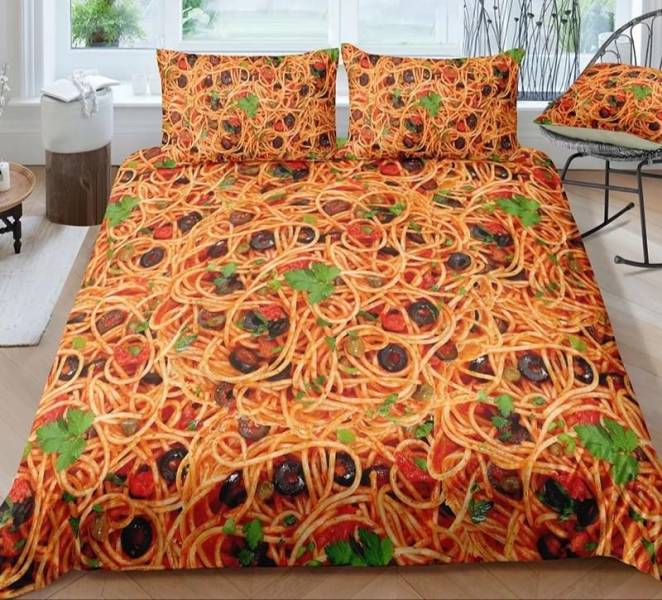 funny pics - spaghetti bedsheets